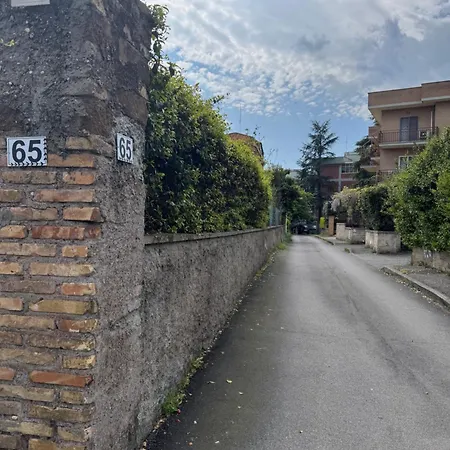 Saarah Vendégház 4*