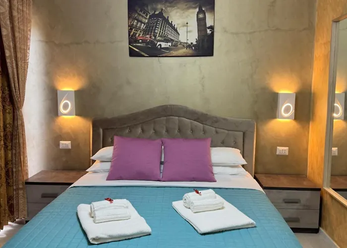 Saarah 4* Roma