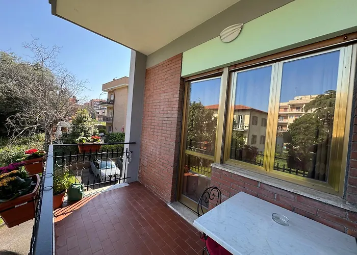 Saarah 4* Roma